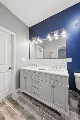 6 Spring House ct, Troy, MO 63379
