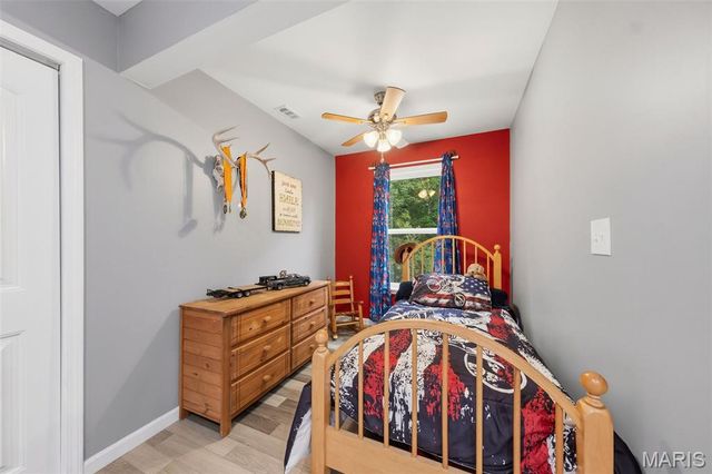 6 Spring House ct, Troy, MO 63379