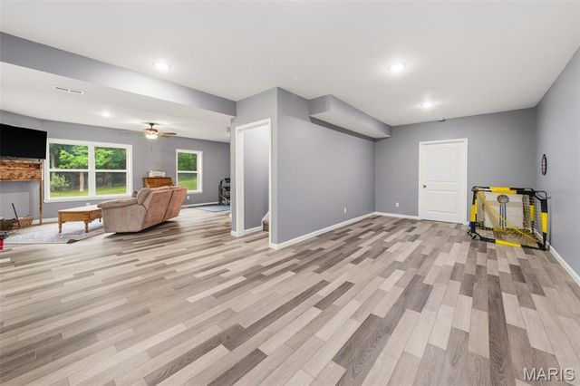 6 Spring House ct, Troy, MO 63379