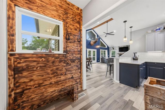 6 Spring House ct, Troy, MO 63379