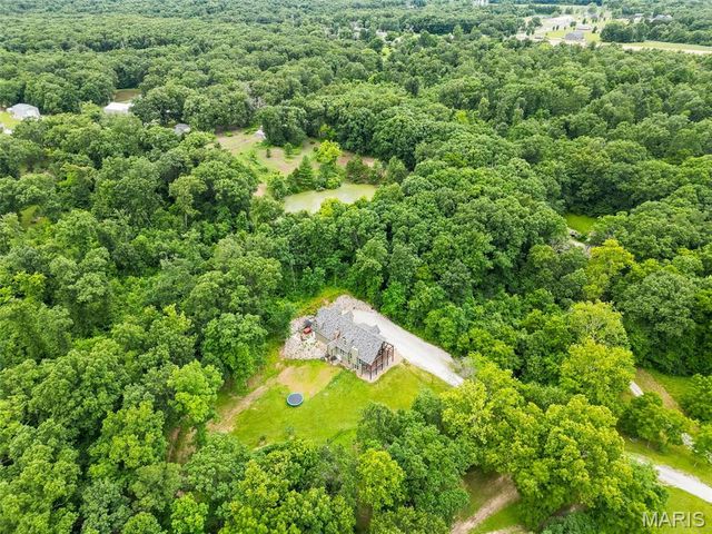 6 Spring House ct, Troy, MO 63379