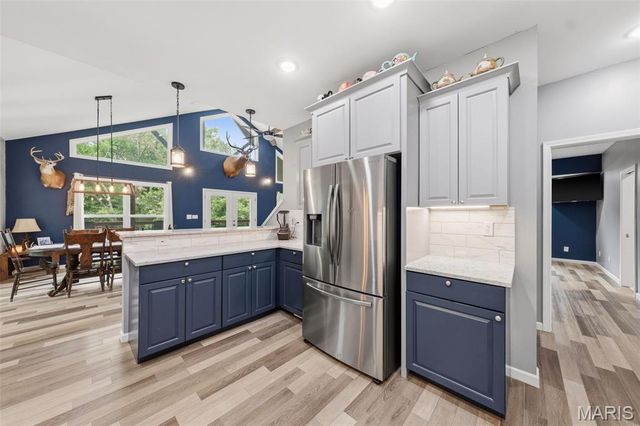 6 Spring House ct, Troy, MO 63379