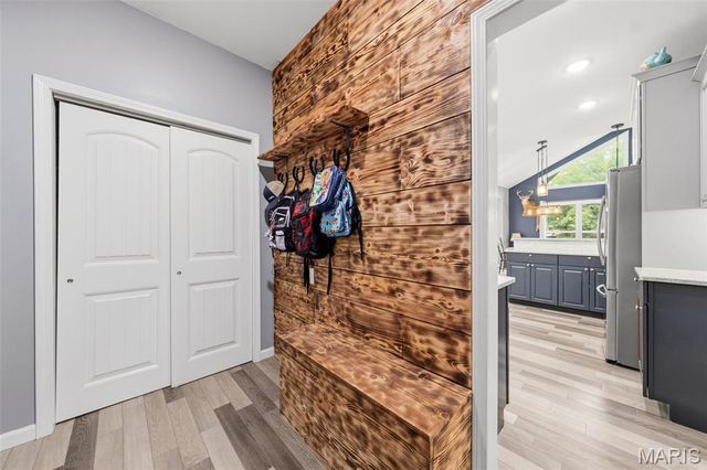 6 Spring House ct, Troy, MO 63379