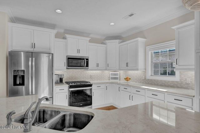 753 Jenoa Drive, Castle Hayne, NC 28429