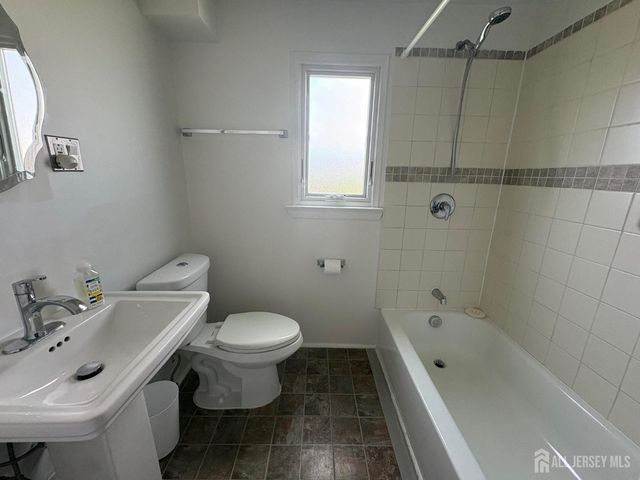 14 Barkalow Street, South Amboy, NJ 08879