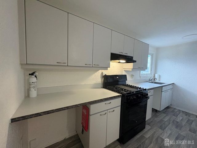 14 Barkalow Street, South Amboy, NJ 08879