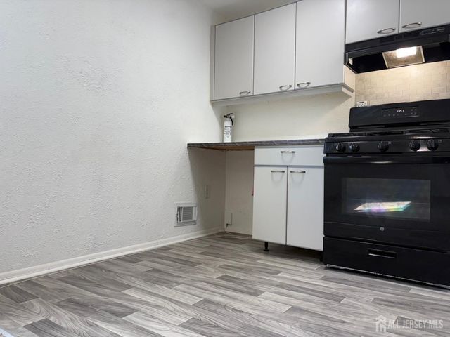 14 Barkalow Street, South Amboy, NJ 08879