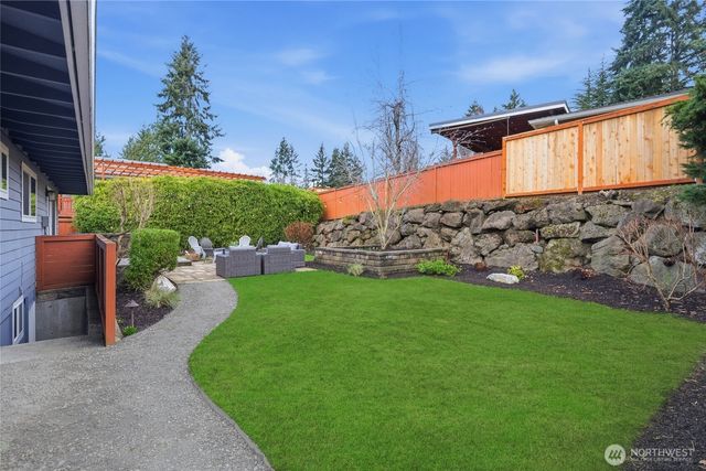 2110 167th Avenue NE, Bellevue, WA 98008