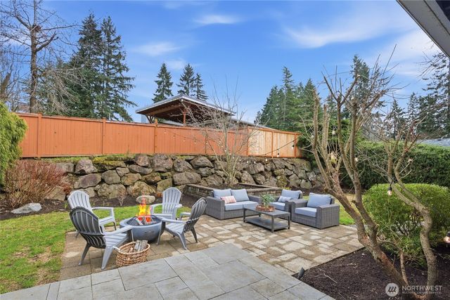 2110 167th Avenue NE, Bellevue, WA 98008