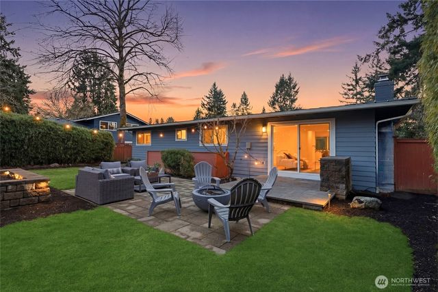 2110 167th Avenue NE, Bellevue, WA 98008