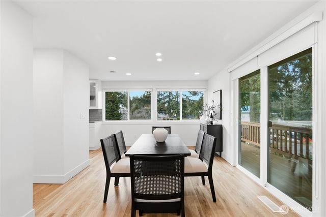 2110 167th Avenue NE, Bellevue, WA 98008