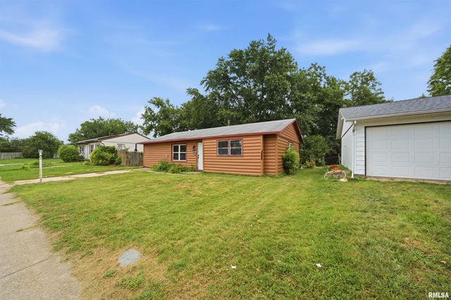 5914 N FROSTWOOD Parkway, Peoria, IL 61615