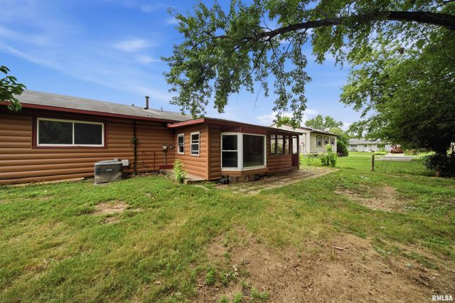 5914 N FROSTWOOD Parkway, Peoria, IL 61615