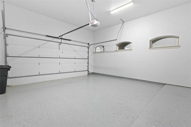 138 La Vie Drive, Montgomery, TX 77316