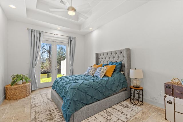 138 La Vie Drive, Montgomery, TX 77316