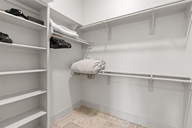 138 La Vie Drive, Montgomery, TX 77316