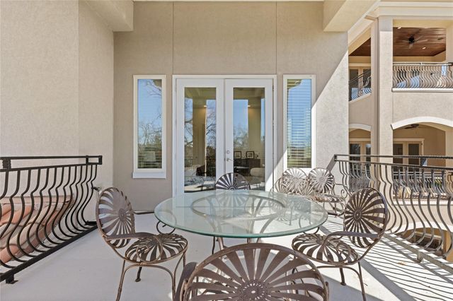 138 La Vie Drive, Montgomery, TX 77316