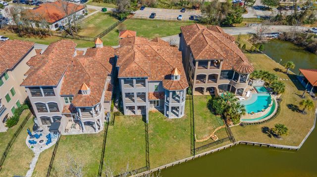 138 La Vie Drive, Montgomery, TX 77316