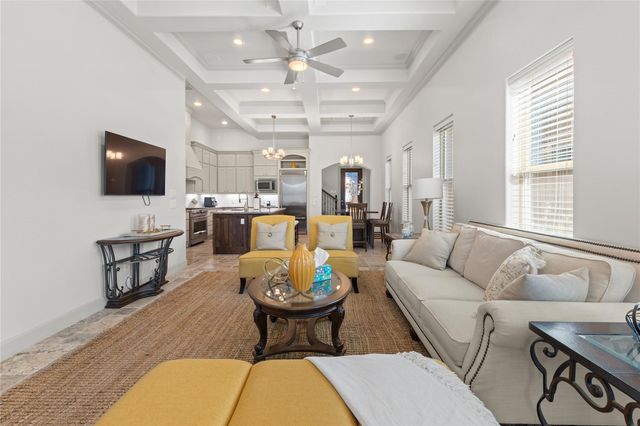 138 La Vie Drive, Montgomery, TX 77316