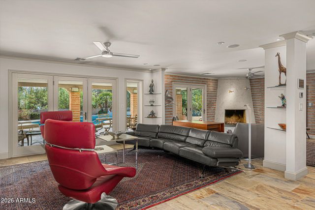 3921 E SAN MIGUEL Avenue, Paradise Valley, AZ 85253