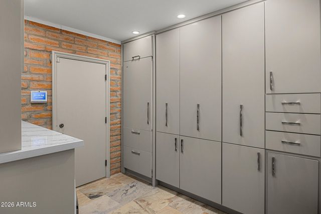 3921 E SAN MIGUEL Avenue, Paradise Valley, AZ 85253