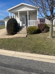 667 Aspen Drive, Manteno, IL 60950