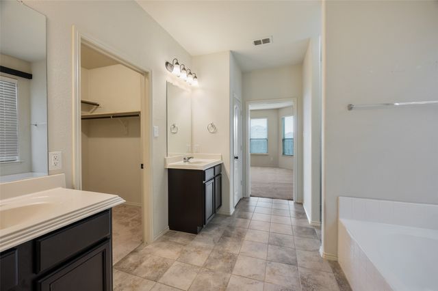 3416 Wavecrest Lane, Denton, TX 76208