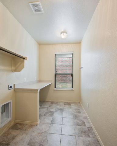 3416 Wavecrest Lane, Denton, TX 76208