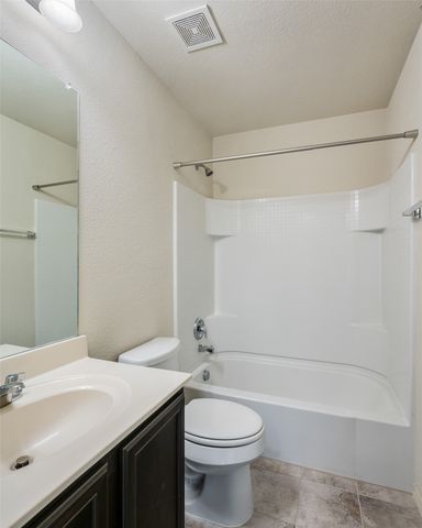 3416 Wavecrest Lane, Denton, TX 76208