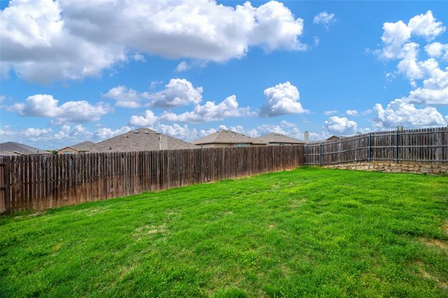 3416 Wavecrest Lane, Denton, TX 76208