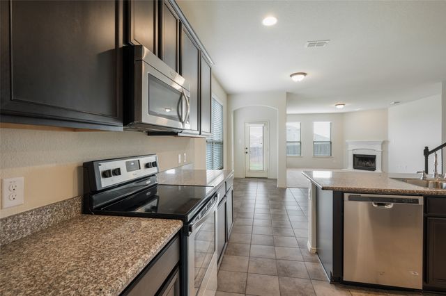 3416 Wavecrest Lane, Denton, TX 76208