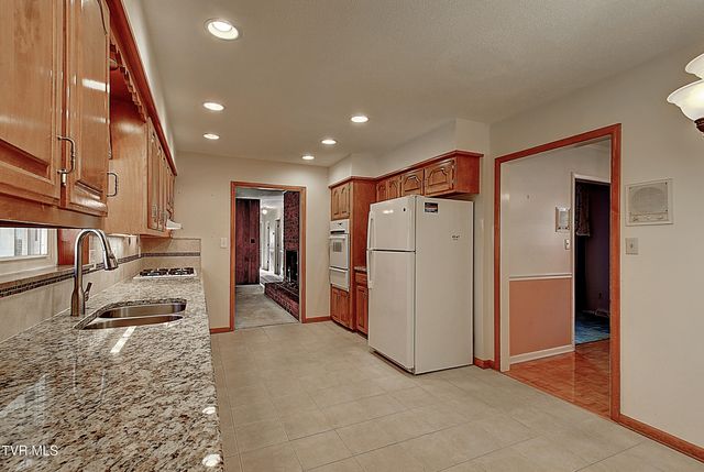 3602 Cimarron Drive, Johnson City, TN 37601