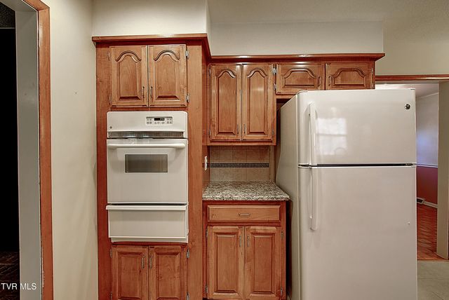 3602 Cimarron Drive, Johnson City, TN 37601