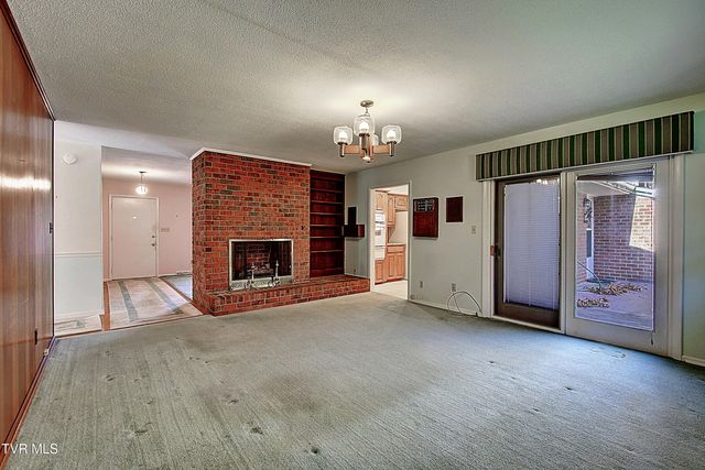 3602 Cimarron Drive, Johnson City, TN 37601