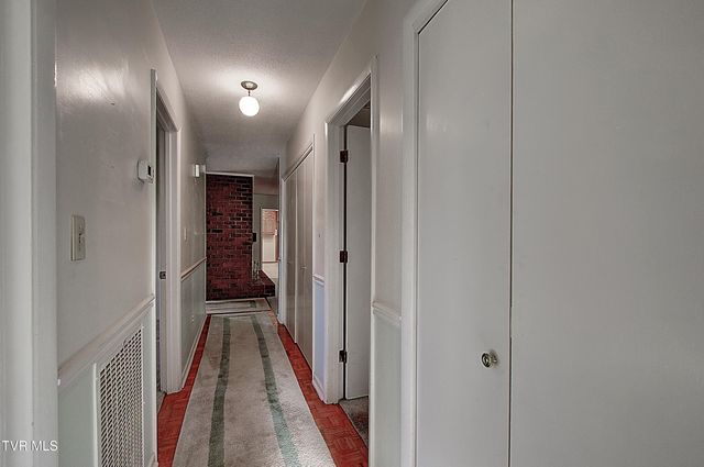 3602 Cimarron Drive, Johnson City, TN 37601