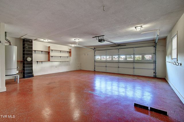 3602 Cimarron Drive, Johnson City, TN 37601