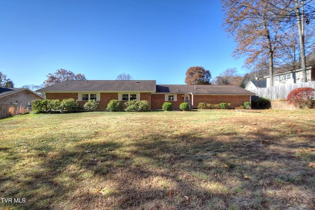 3602 Cimarron Drive, Johnson City, TN 37601