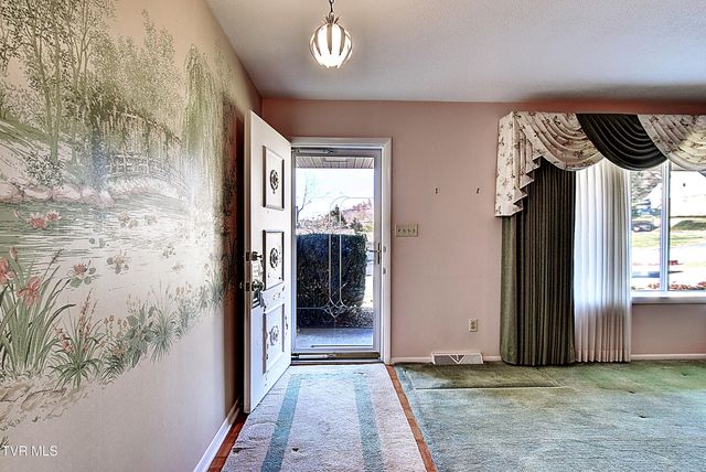 3602 Cimarron Drive, Johnson City, TN 37601