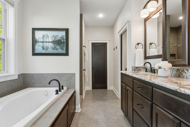 14 Beebe Avenue, Mendota Heights, MN 55118