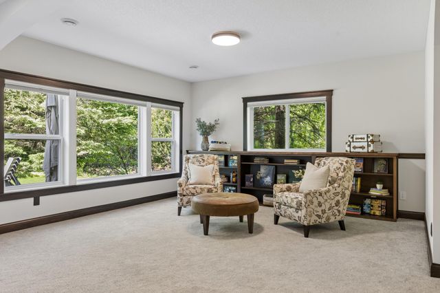 14 Beebe Avenue, Mendota Heights, MN 55118