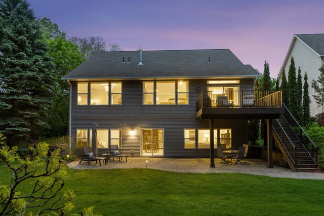 14 Beebe Avenue, Mendota Heights, MN 55118