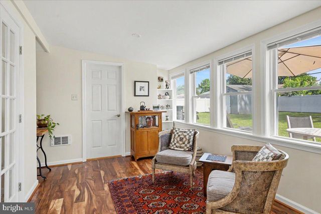 695 LOCUST RD, Warminster, PA 18974