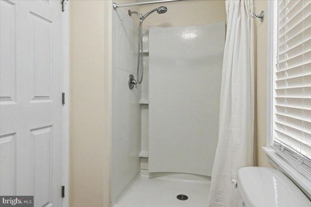 695 LOCUST RD, Warminster, PA 18974