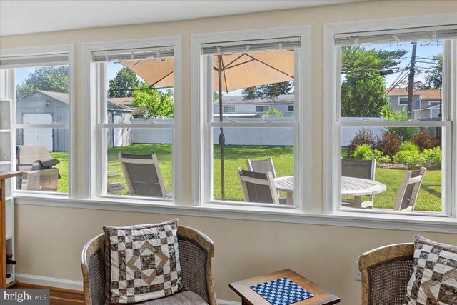 695 LOCUST RD, Warminster, PA 18974