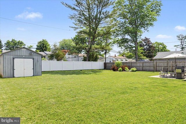 695 LOCUST RD, Warminster, PA 18974