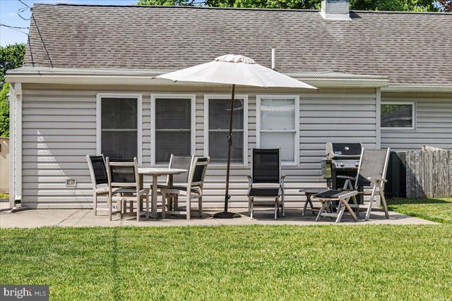 695 LOCUST RD, Warminster, PA 18974