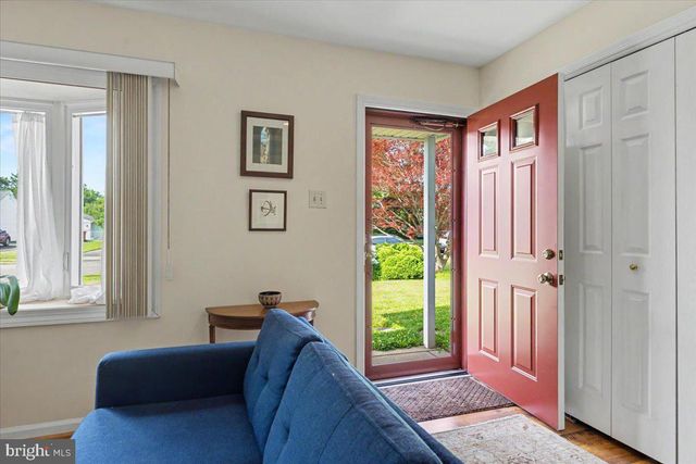 695 LOCUST RD, Warminster, PA 18974
