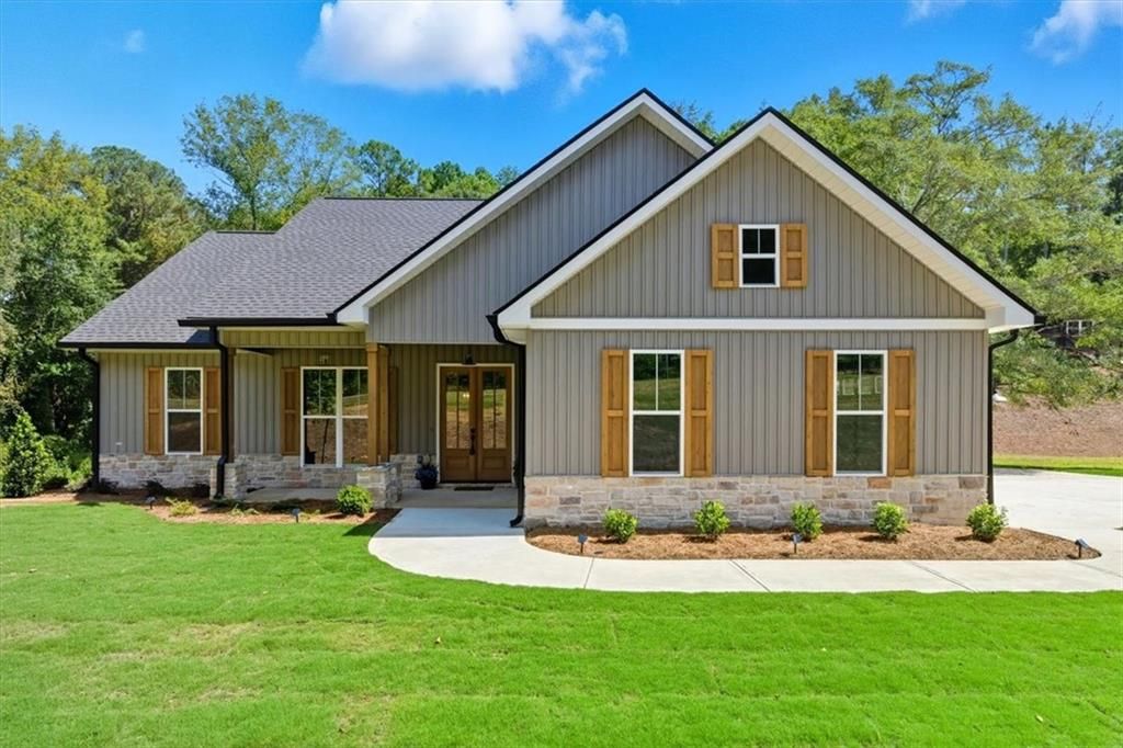 41 Laird Road, Hiram, GA 30141