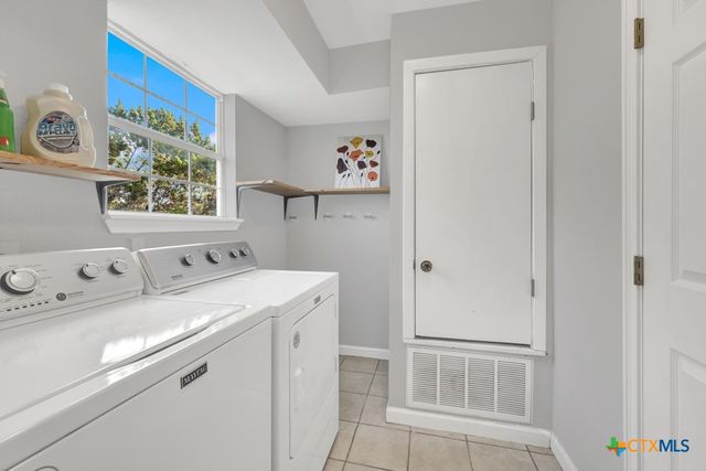 1156 Riviera Drive, Canyon Lake, TX 78133