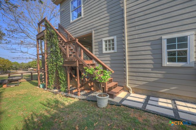 1156 Riviera Drive, Canyon Lake, TX 78133